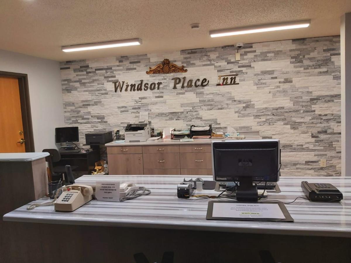 Windsor Place Inn Прейри-дю-Чиен Экстерьер фото
